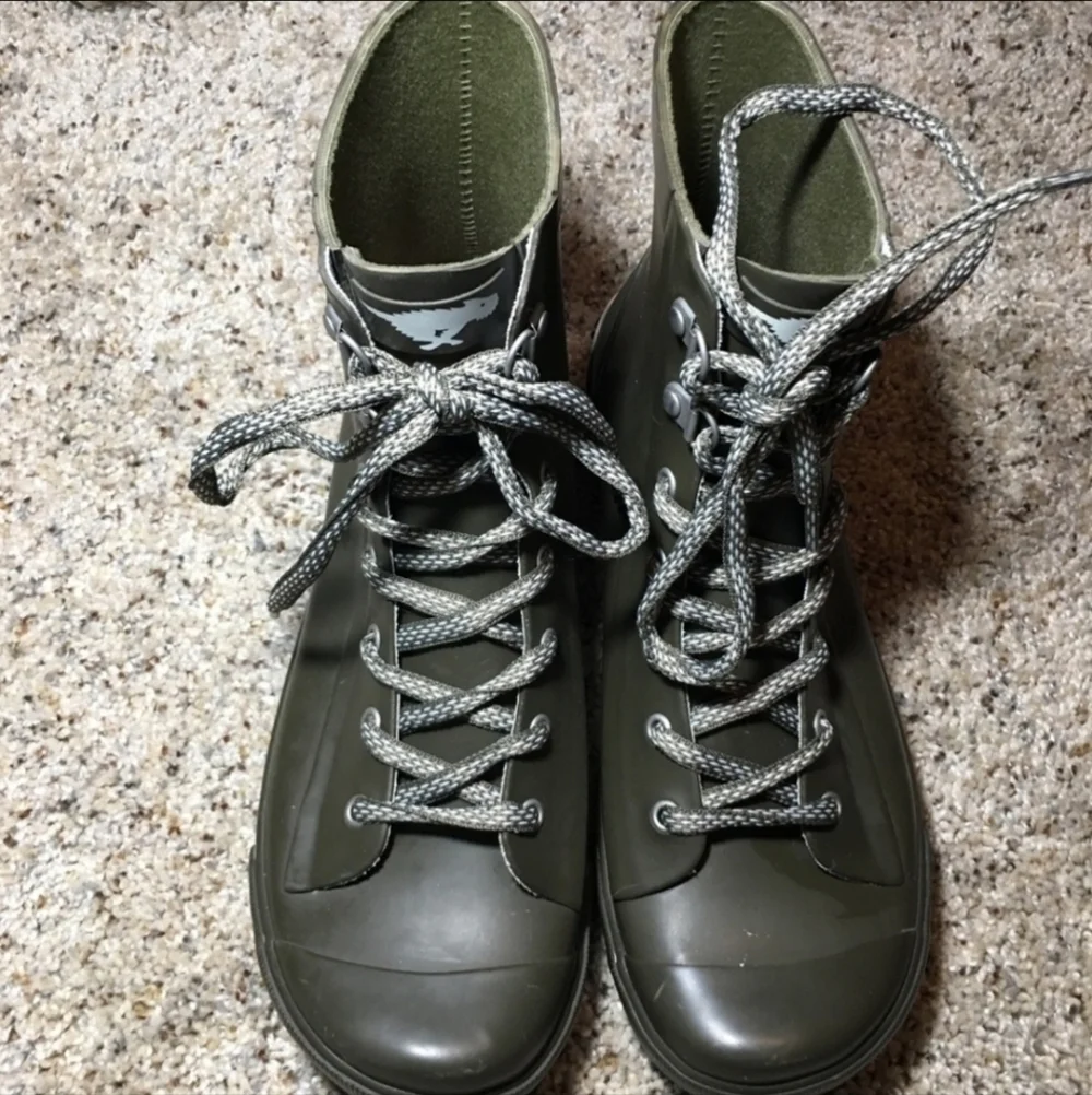 Rocket Dog Olive Green Grey Rubber Lace Up Rain Boots Women's Size 7 All Seasons